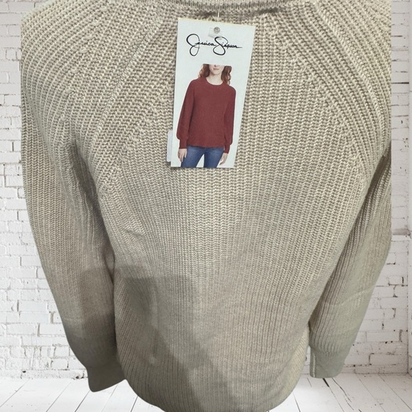 Jessica Simpson Crew Neck Sweater XS NWT | Lightweight Layer + Soft - Picture 3 of 4